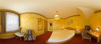 Hotel Donauhof 4*