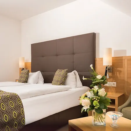 Hotel Donauhof 4*